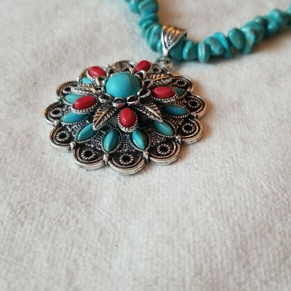 Turquoise and red boho style set necklace - Picture 8 of 12